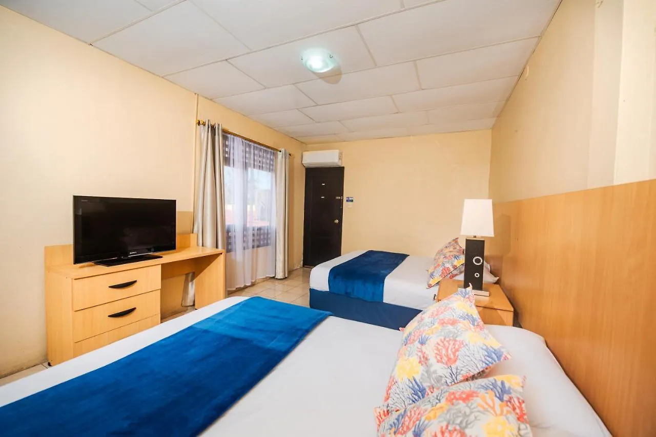 Hostal North Seymour بويرتو أيورا الإكوادور