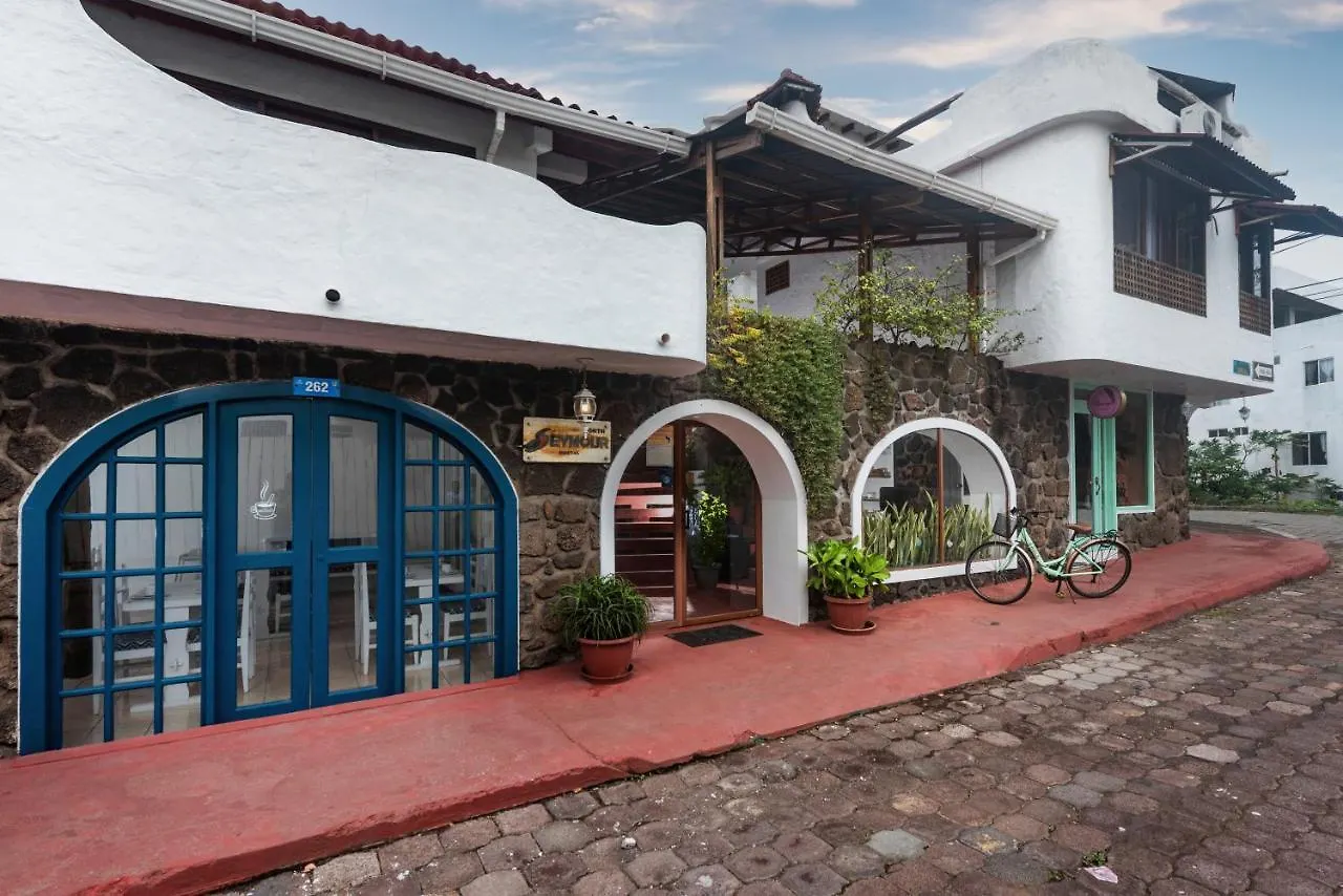 Hostel Hostal North Seymour Puerto Ayora