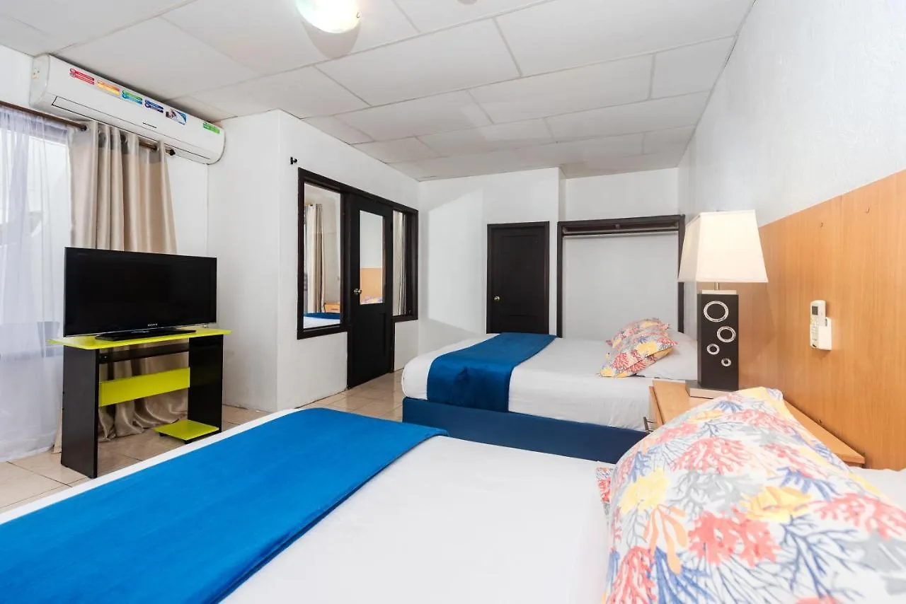 Hostal North Seymour Puerto Ayora  Puerto Ayora (Galapagos Islands)