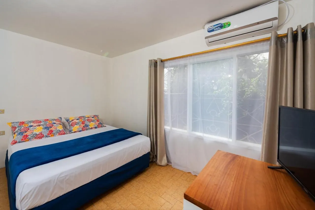 Hostal North Seymour Puerto Ayora  Hostel